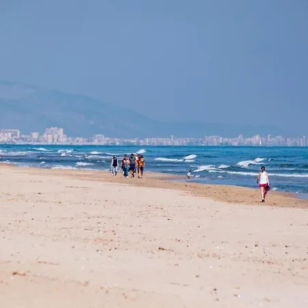 El Sol A 20 Metros Del Mar